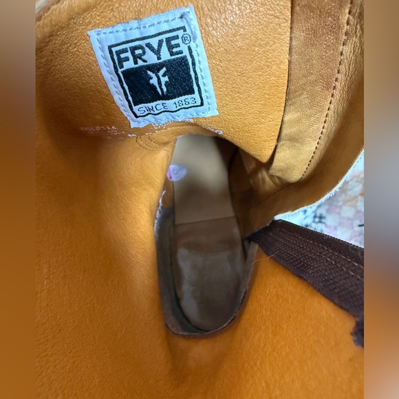 Short Frye Campus Boots - Picture 9 of 9